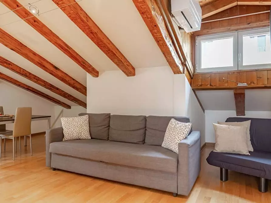 Immagine 1 di Appartamento in affitto  in Via Trento12 a Trieste