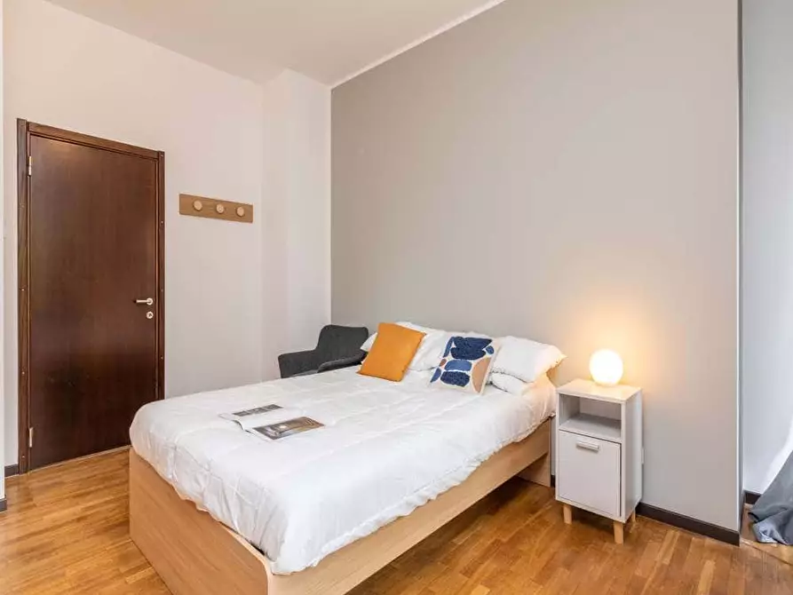 Immagine 9 di Camera in affitto  in Viale Tibaldi54 a Milano
