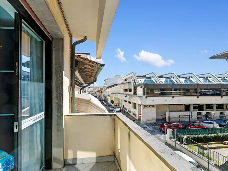 Immagine 18 di Appartamento in affitto  in Via Felice Cavallotti184 a Viareggio