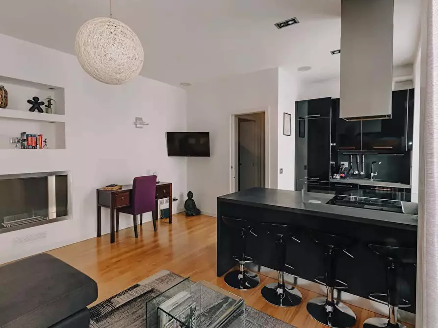 Immagine 9 di Appartamento in affitto  in Via Lazzaro Palazzi9 a Milano