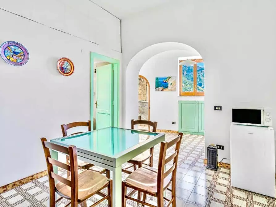 Immagine 38 di Camera in affitto  in Via Boscariello35 a Positano