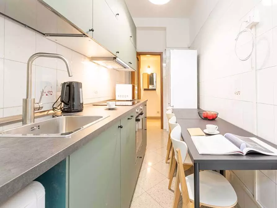 Immagine 11 di Camera in affitto  in Via Novegno1 a Milano