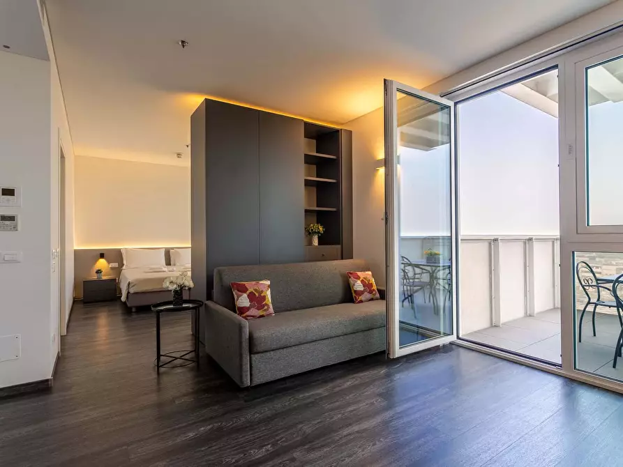 Immagine 8 di Appartamento in affitto  in Via Torino2 a Venezia