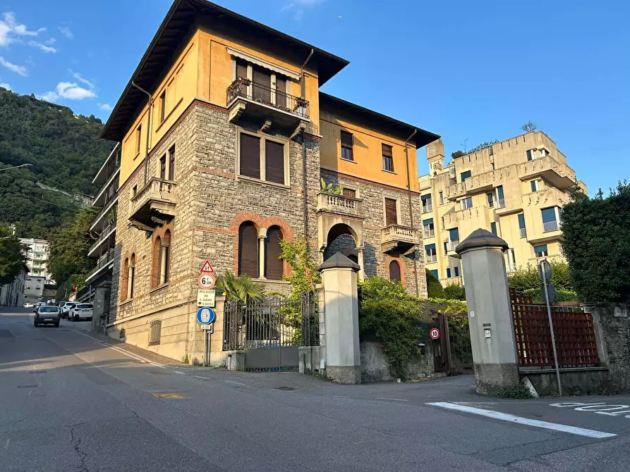 Immagine 27 di Appartamento in affitto  in Via Tommaso Grossi34 a Como