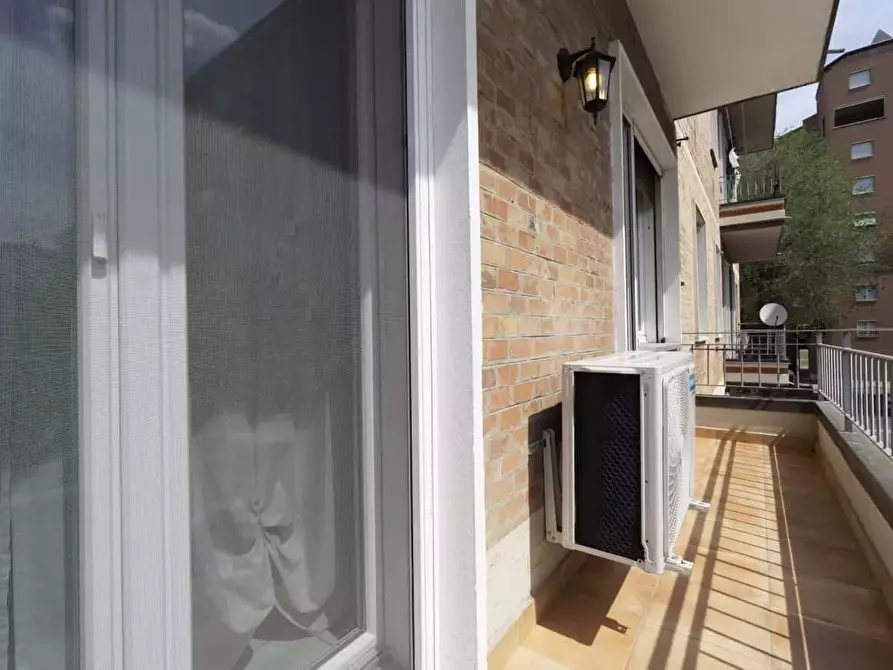 Immagine 10 di Appartamento in affitto  in Via Pasubio84 a Bologna