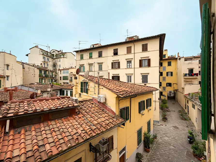Immagine 34 di Appartamento in affitto  in Vicolo del Barbi a Firenze