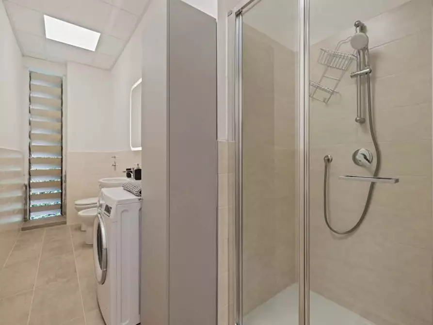 Immagine 5 di Camera in affitto  in Via Uguccione da Pisa4 a Milano