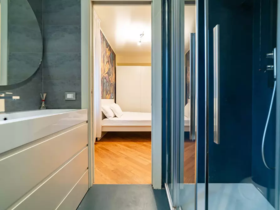 Immagine 33 di Appartamento in affitto  in Via Luigi Canonica59 a Milano