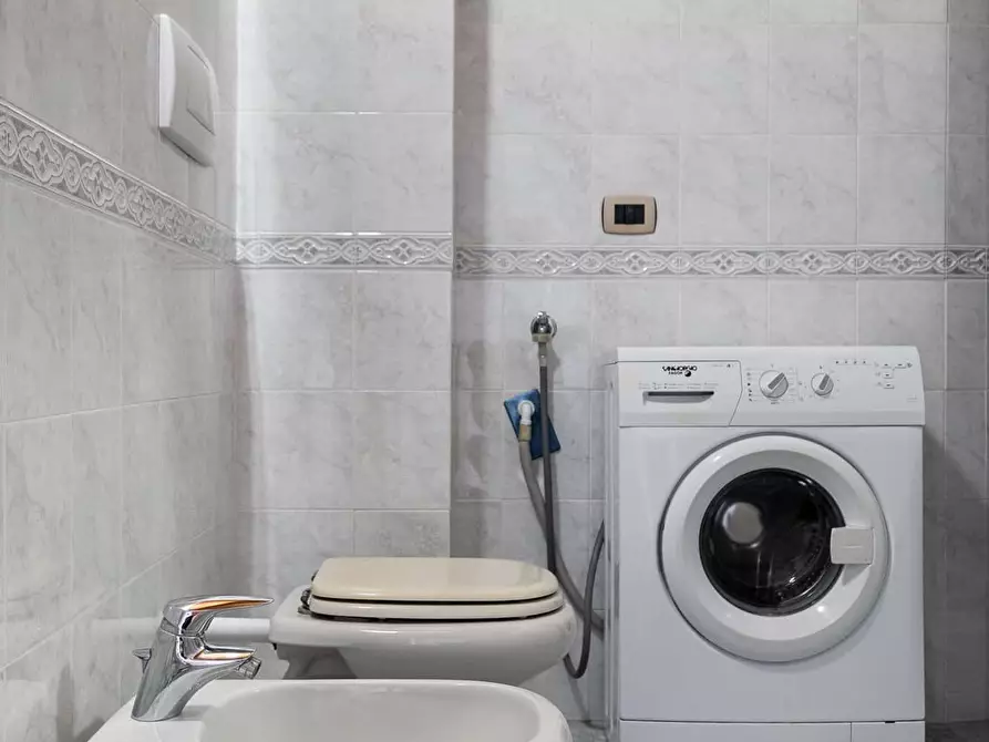 Immagine 12 di Appartamento in affitto  in Via San Carlo49 a Bologna