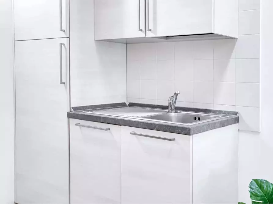 Immagine 10 di Appartamento in affitto  in Via Michelangelo Buonarroti9 a Milano