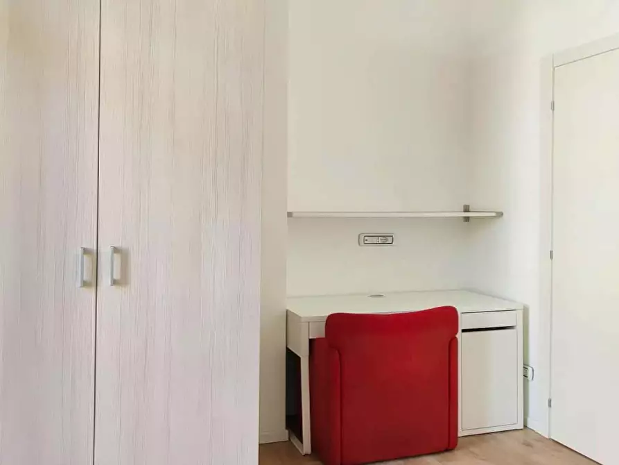 Immagine 3 di Camera in affitto  in Via Mac Mahon a Milano