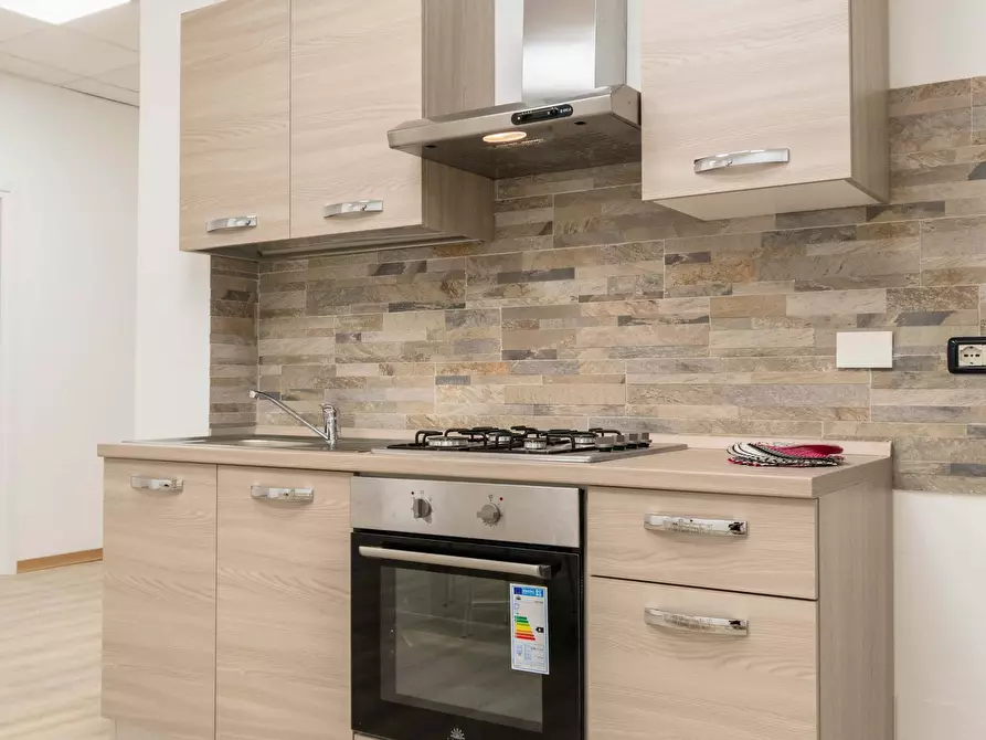 Immagine 12 di Camera in affitto  in Via Elba a Torino