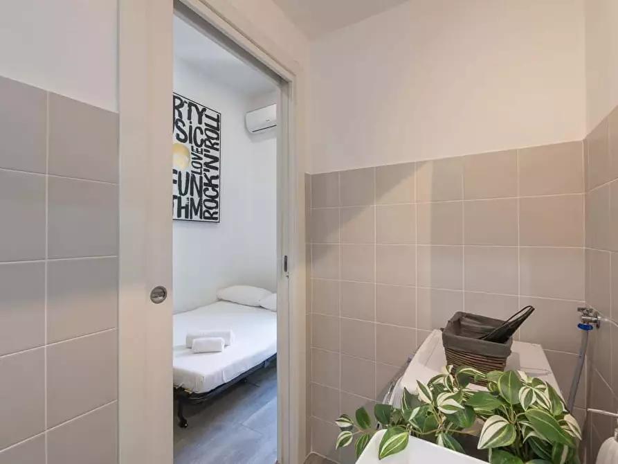 Immagine 13 di Appartamento in affitto  in Via Lomellina14a a Milano