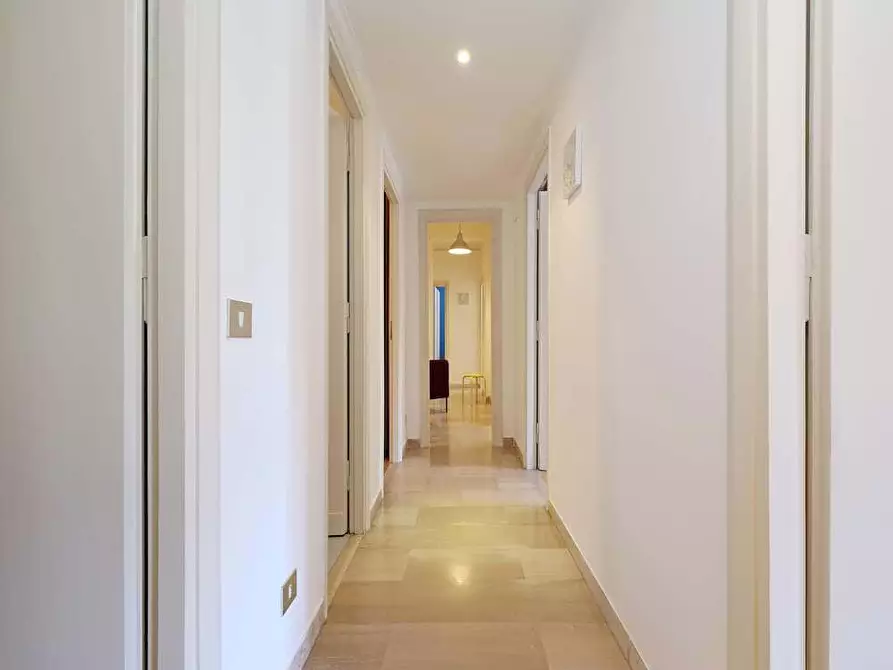 Immagine 14 di Camera in affitto  in Via Padre Semeria65 a Roma