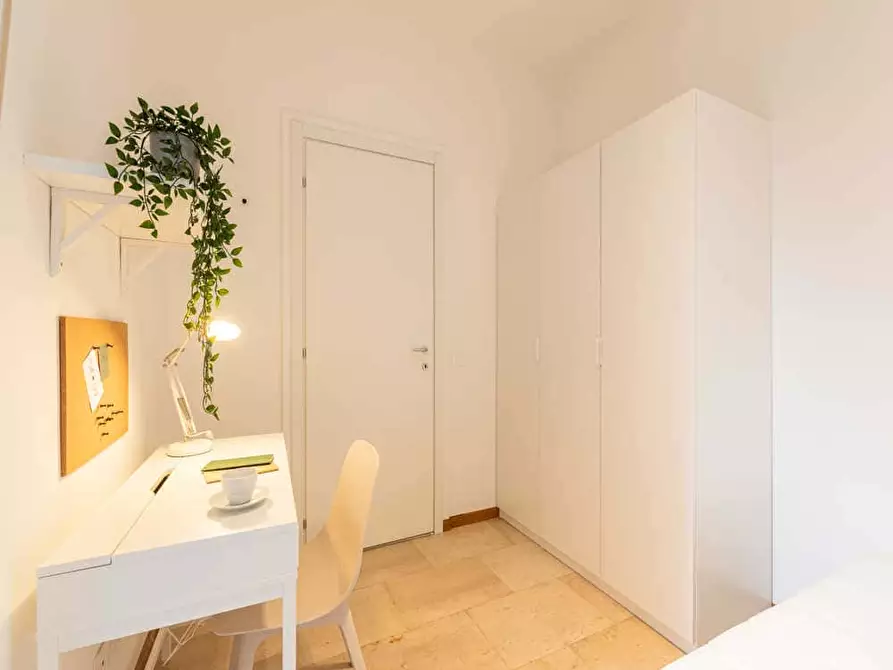 Immagine 3 di Camera in affitto  in Via Salvatore Barzilai9 a Milano