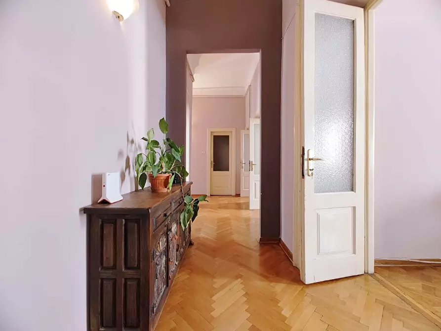 Immagine 6 di Camera in affitto  in Via Guido Brunner7 a Trieste