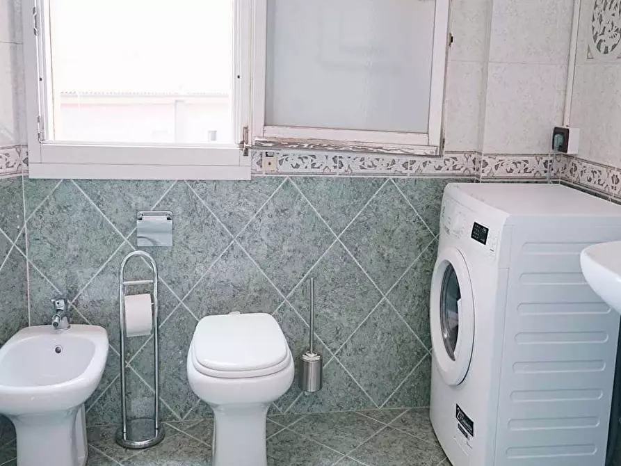 Immagine 10 di Camera in affitto  in Via Santa Croce16 a Bologna