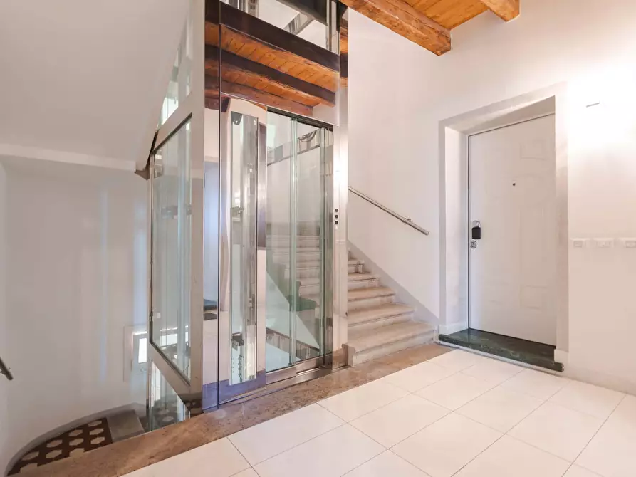 Immagine 13 di Appartamento in affitto  in Via Milano7 a Trieste