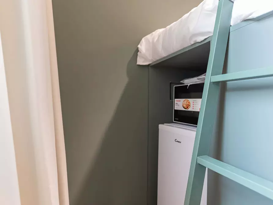 Immagine 10 di Camera in affitto  in Via Lepontina4 a Milano