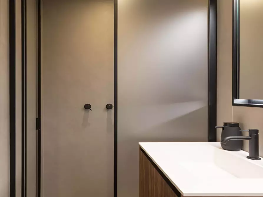 Immagine 6 di Appartamento in affitto  in Via Guido D'Arezzo8 a Milano