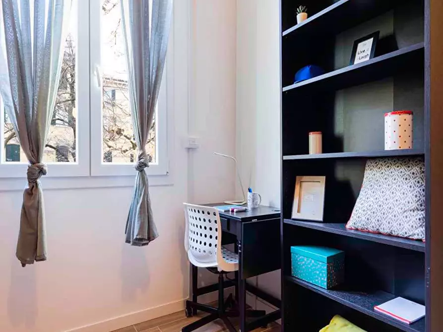 Immagine 4 di Camera in affitto  in Viale Alfredo Oriani26 a Bologna