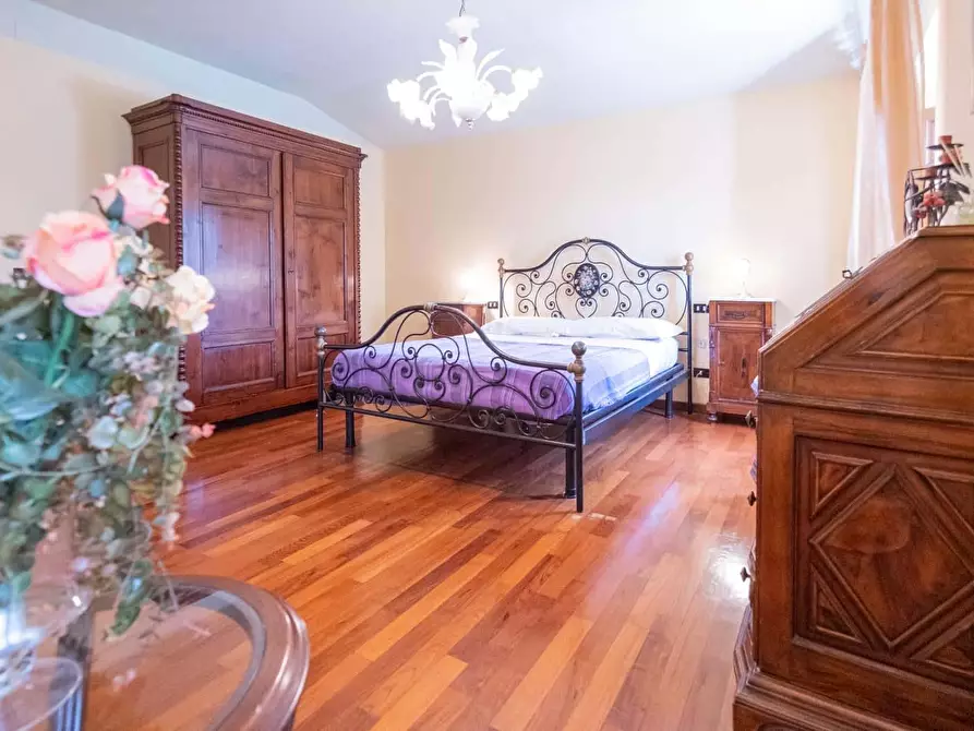 Immagine 49 di Appartamento in affitto  in Via di Tiglio601 a Capannori