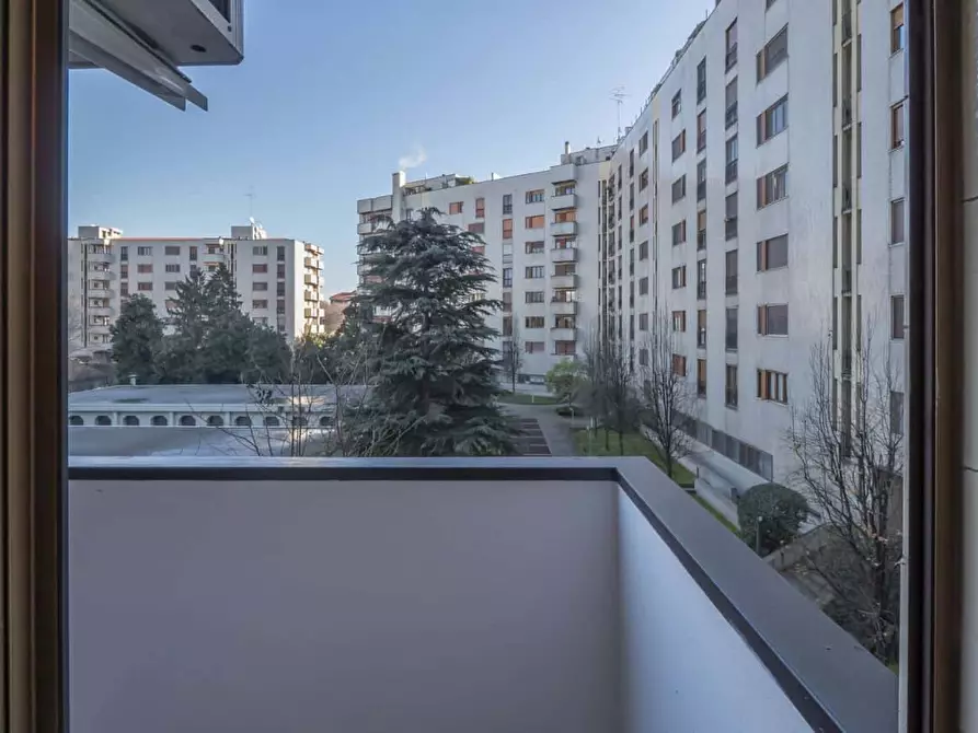 Immagine 16 di Appartamento in affitto  in Via Val di Sole22 a Milano