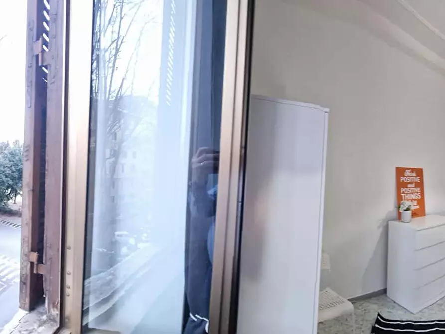 Immagine 9 di Camera in affitto  in Via Cerveteri13 a Roma