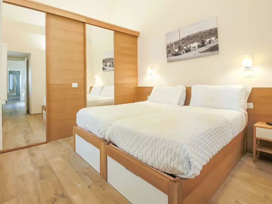 Immagine 30 di Appartamento in affitto  in Via de' Guicciardini a Firenze