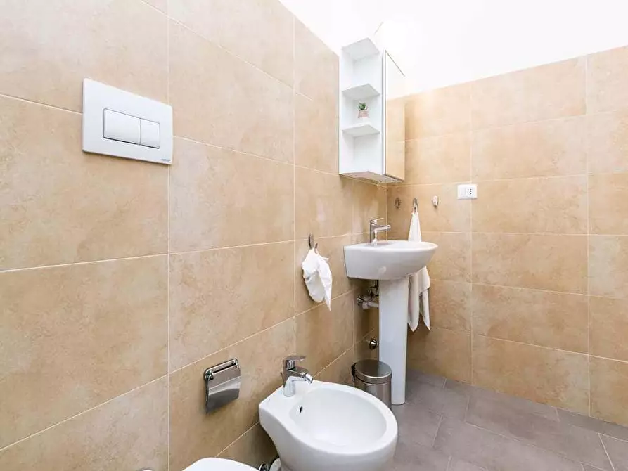 Immagine 49 di Camera in affitto  in Viale Beatrice D'Este4 a Milano