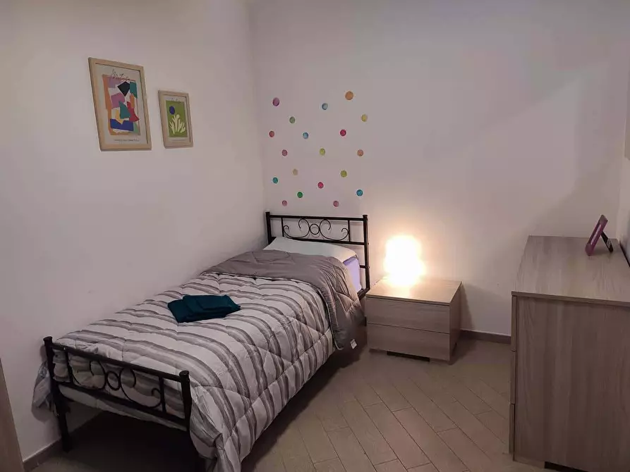 Immagine 29 di Appartamento in affitto  in via Giorgio Bassani62 a Roma