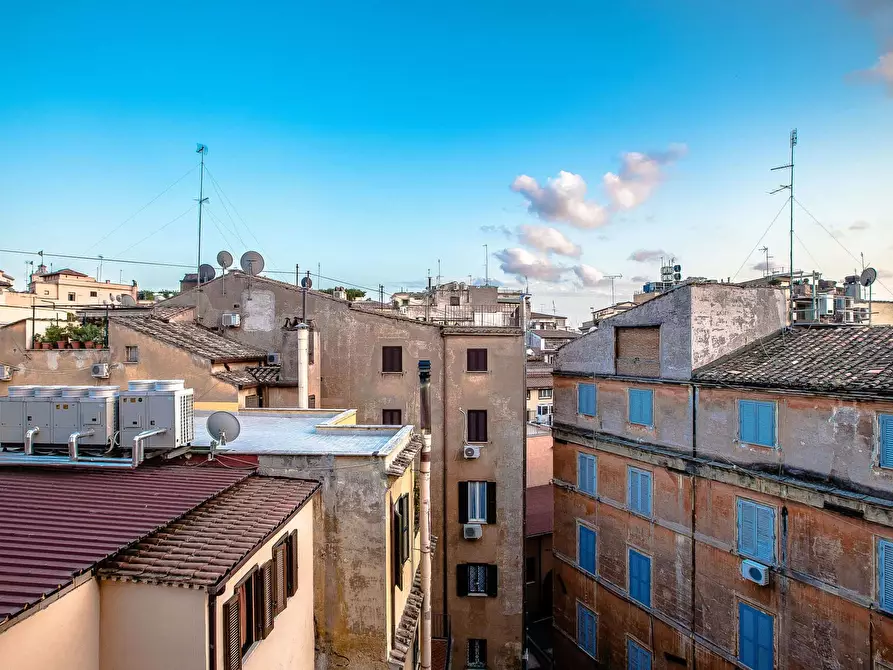 Immagine 20 di Appartamento in affitto  in Via della Mercede21 a Roma