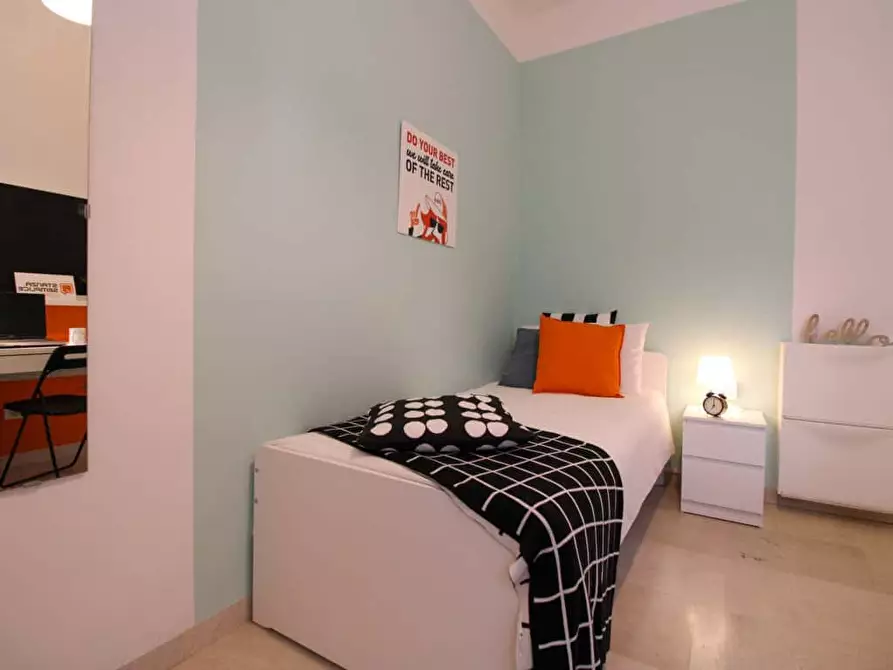 Immagine 3 di Camera in affitto  in Via Giacomo Ciamician4 a Bologna