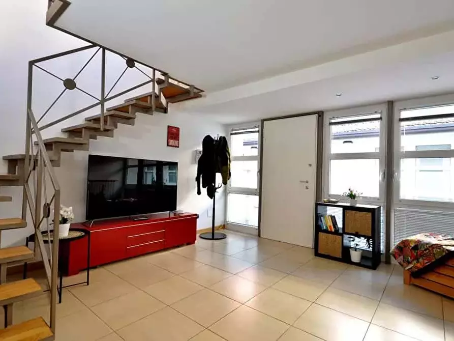 Immagine 34 di Appartamento in affitto  in Via San Benigno5 a Milano