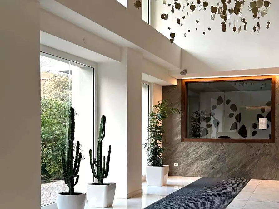 Immagine 2 di Appartamento in affitto  in Via Pietro Rondoni1 a Milano