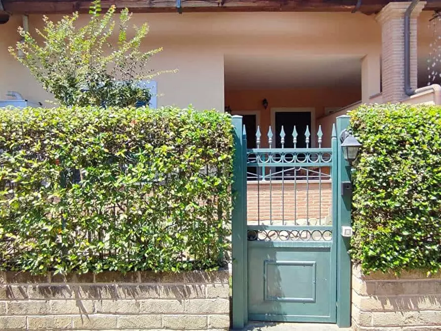 Immagine 32 di Appartamento in affitto  in Via Felice Caronni52 a Roma