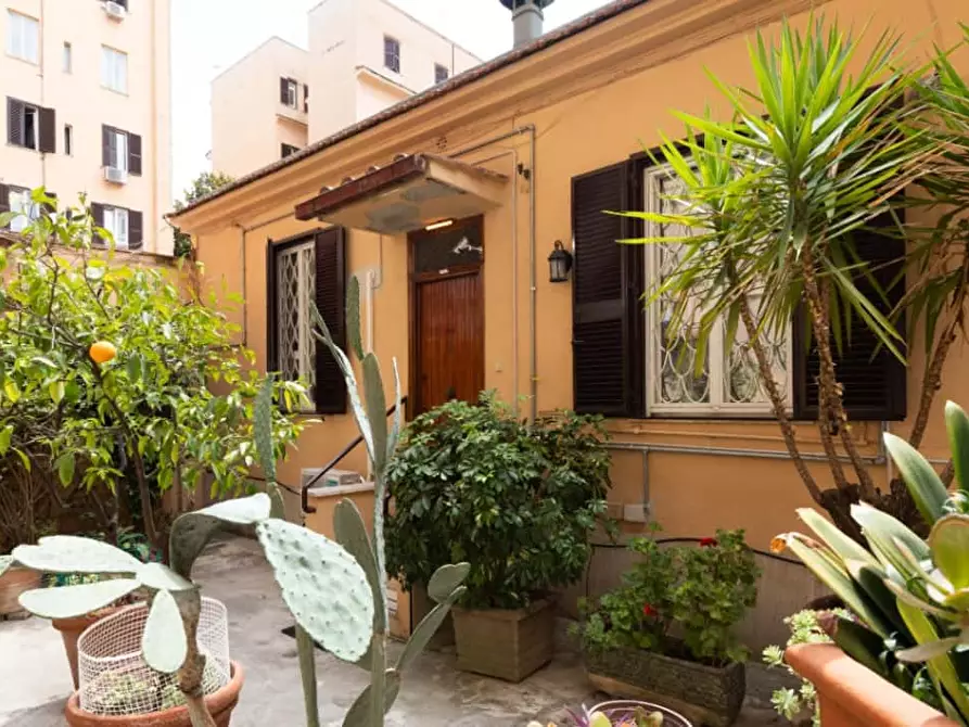 Immagine 11 di Appartamento in affitto  in Via Girolamo Savonarola11 a Roma