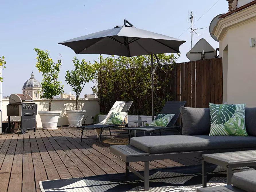 Immagine 25 di Appartamento in affitto  in Via Torino7 a Roma