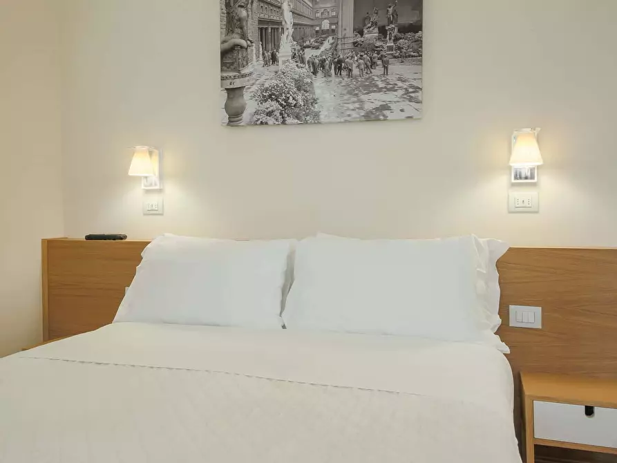 Immagine 27 di Appartamento in affitto  in Via de' Guicciardini a Firenze