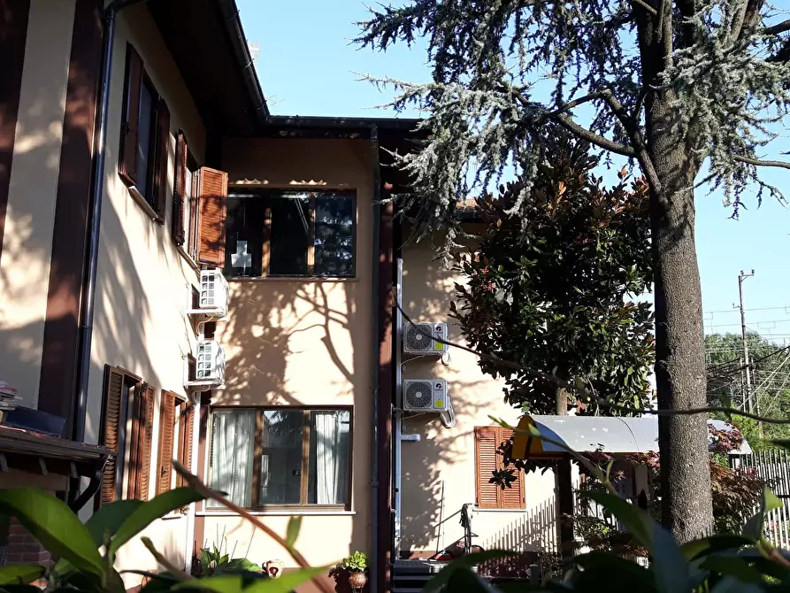 Immagine 15 di Appartamento in affitto  in Via Porretta12 a Milano