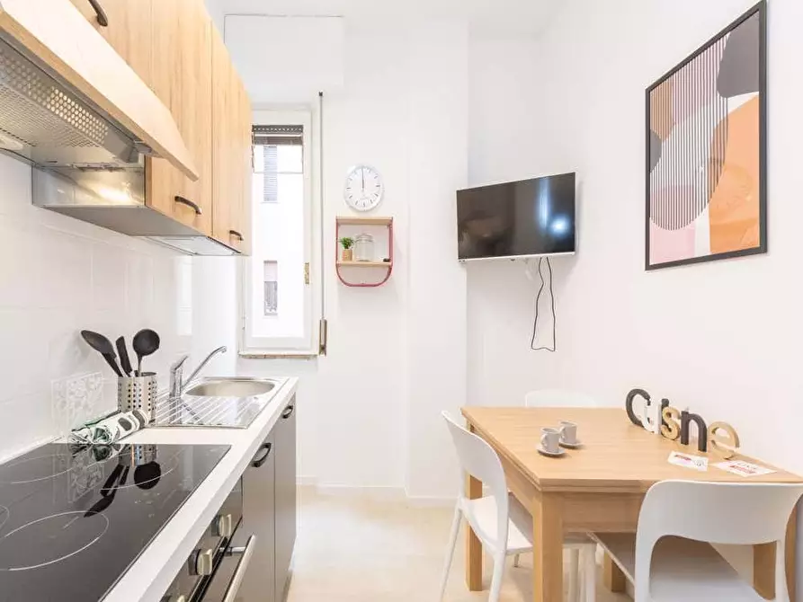 Immagine 3 di Camera in affitto  in Via Salasco1 a Milano