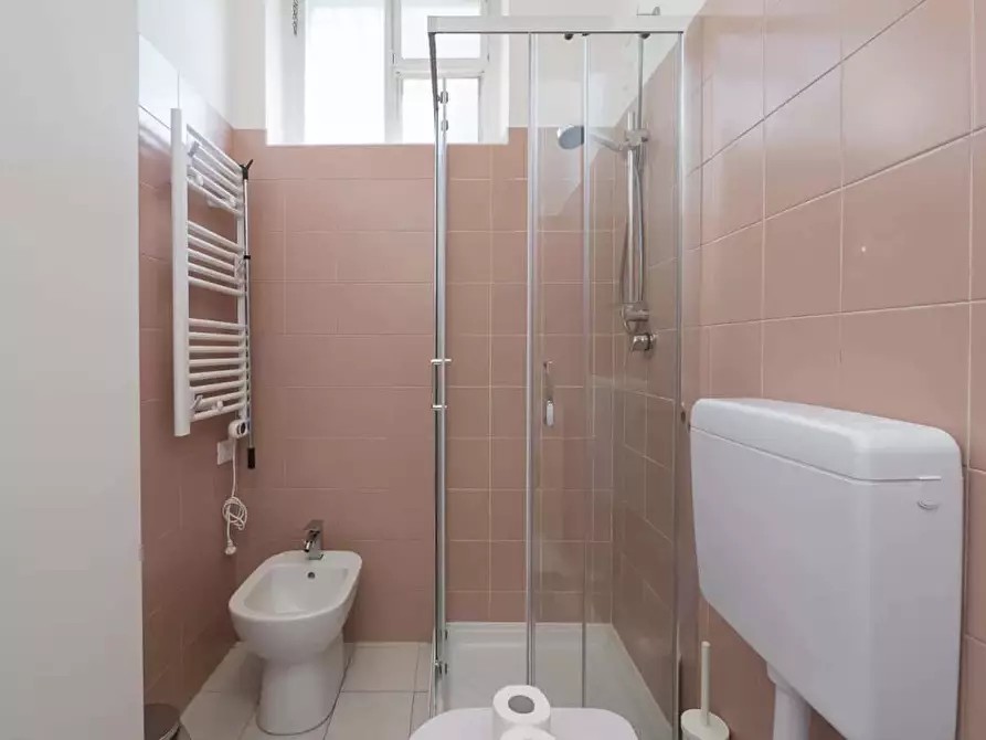 Immagine 15 di Appartamento in affitto  in Via Accademia53 a Milano