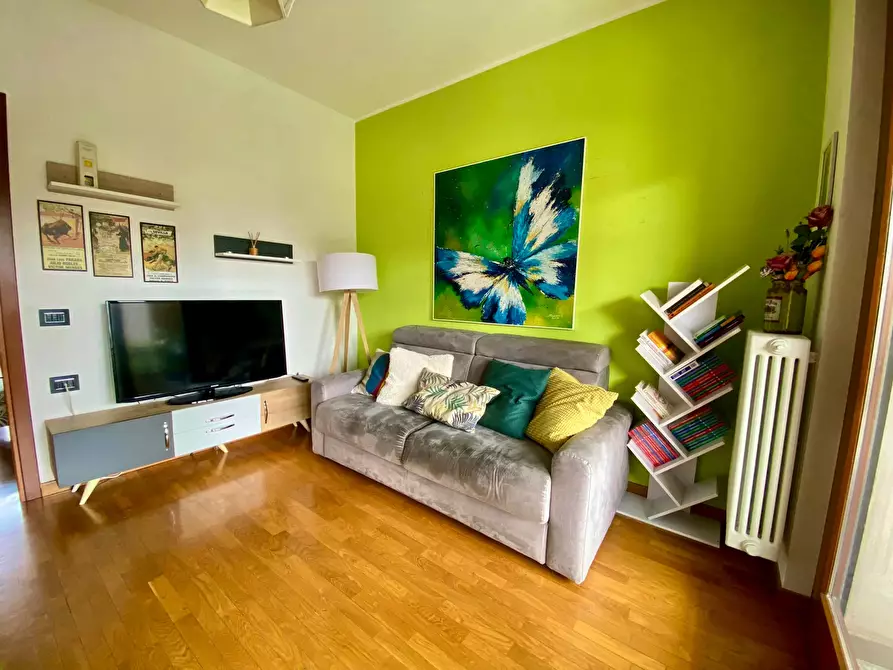 Immagine 8 di Appartamento in affitto  in Via Brunico a Milano