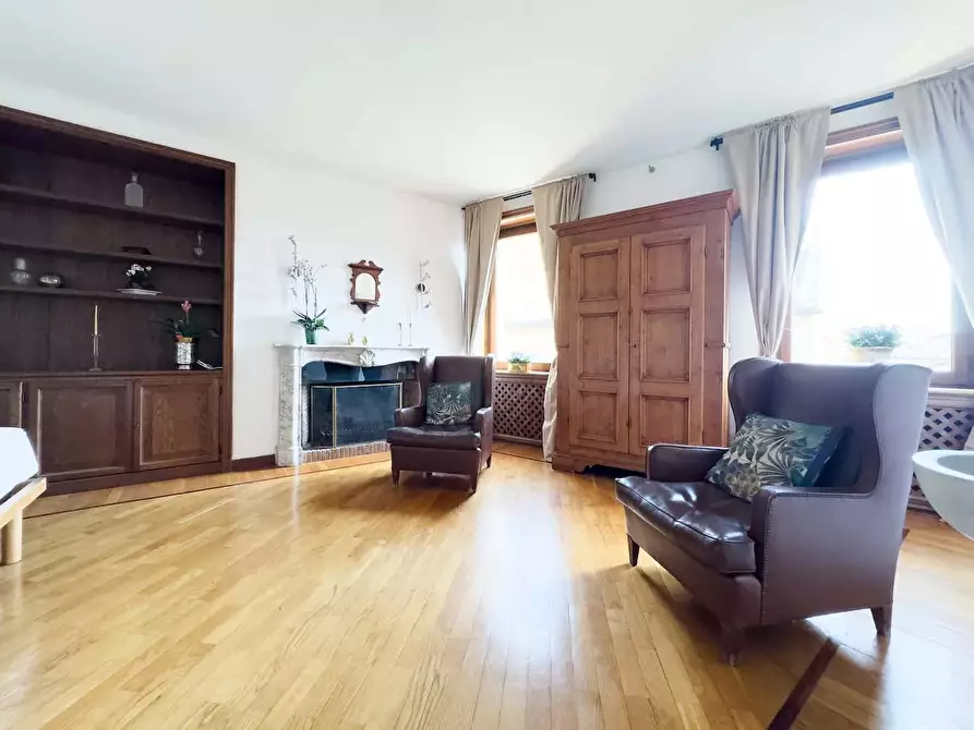 Immagine 23 di Appartamento in affitto  in Via Giulia171 a Roma