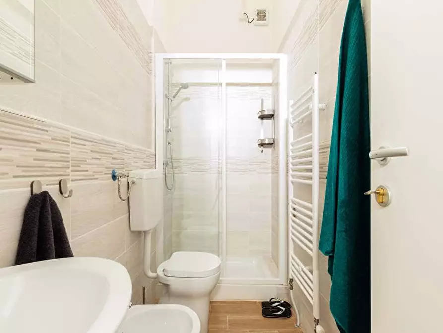 Immagine 23 di Camera in affitto  in Viale Alfredo Oriani26 a Bologna