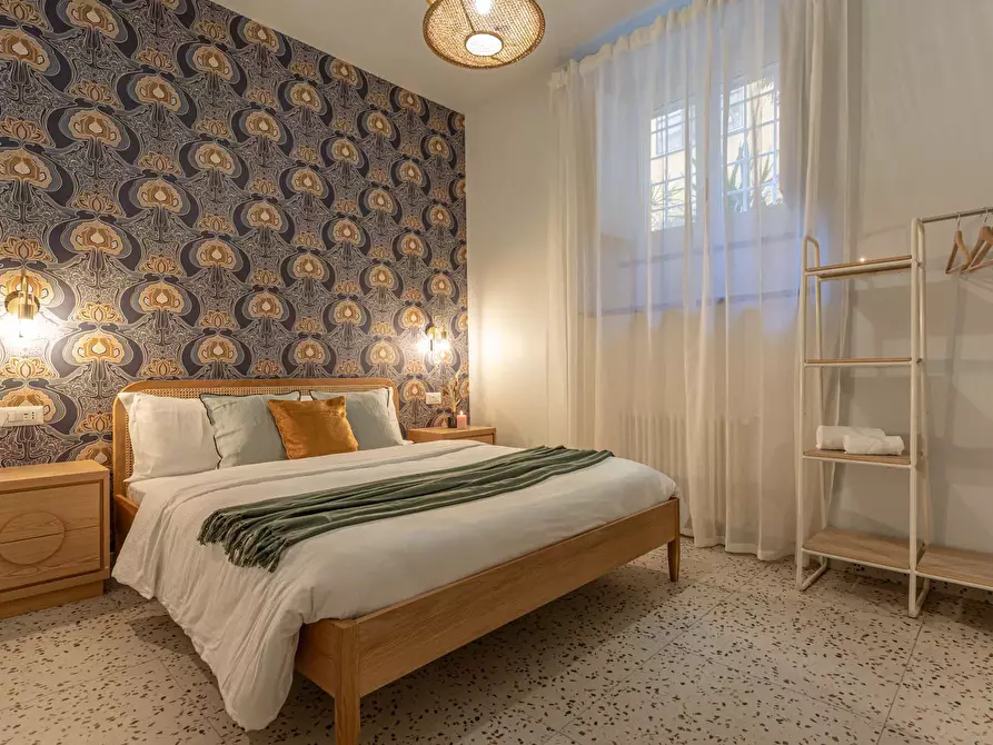 Immagine 34 di Appartamento in affitto  in Via della Madonna dei Monti15 a Roma