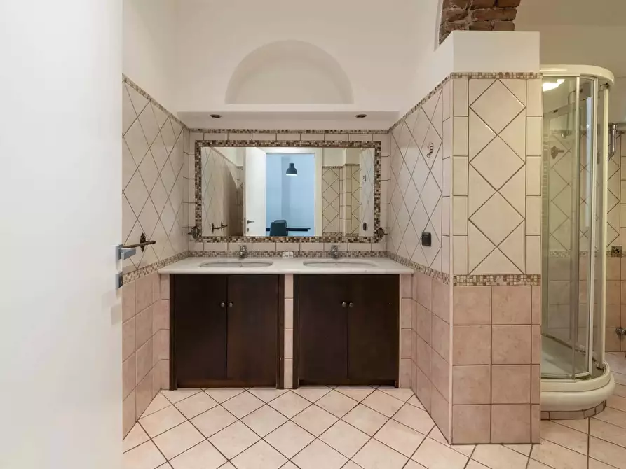 Immagine 13 di Appartamento in affitto  in Via Lecco18 a Milano