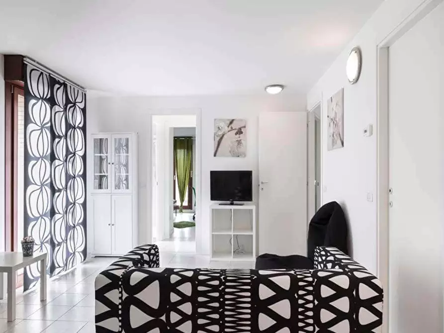 Immagine 35 di Camera in affitto  in Largo Cavalieri di Malta8 a Milano