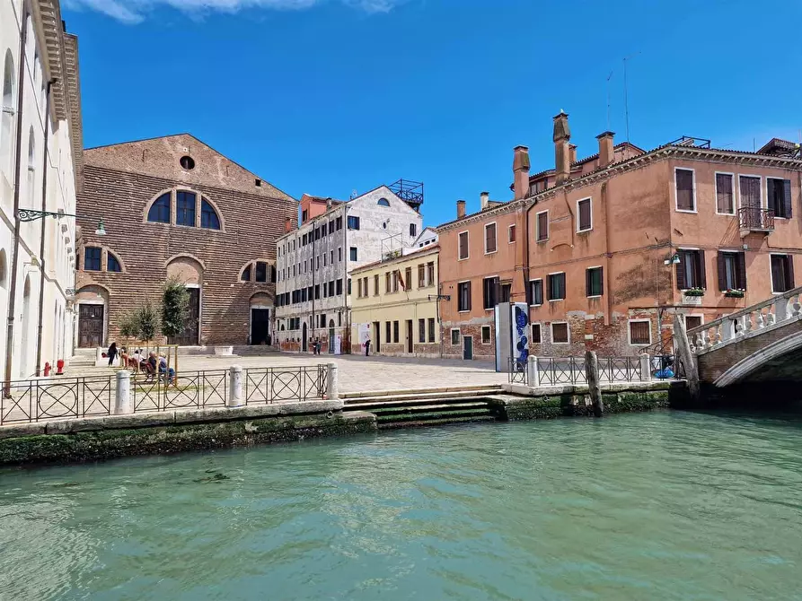 Immagine 33 di Appartamento in affitto  in Borgoloco San Lorenzo5079 a Venezia