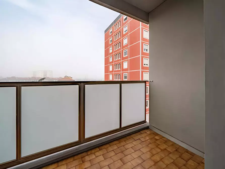 Immagine 27 di Camera in affitto  in Via Enrico Falck5 a Milano